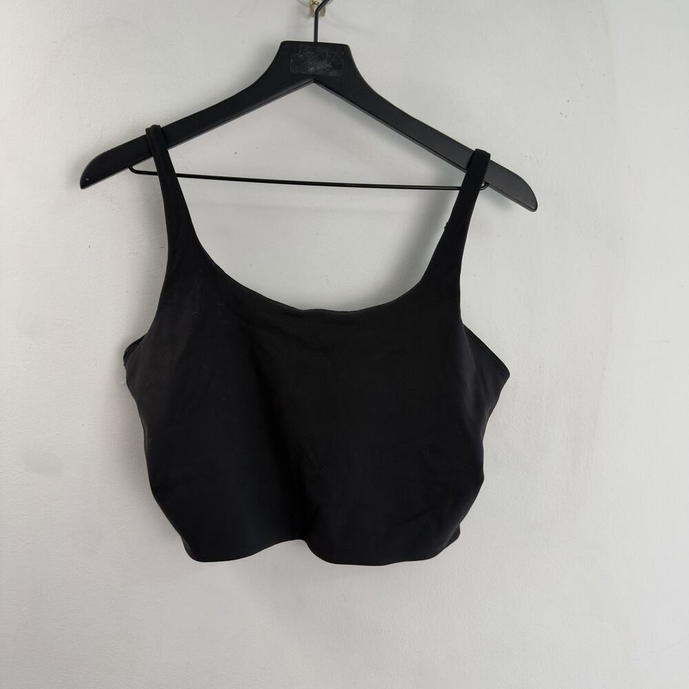 NOWT Athleta Women's Size Large Cropped Built-in-Bra Tank Black